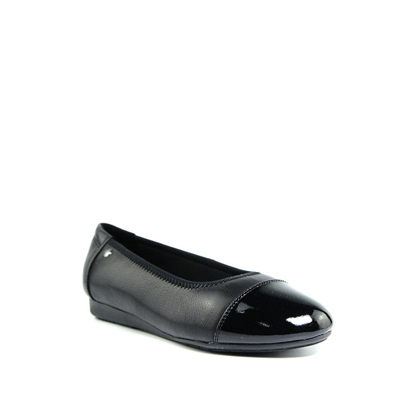 Ebony Toe Cap Women's Shoes - Black Leather